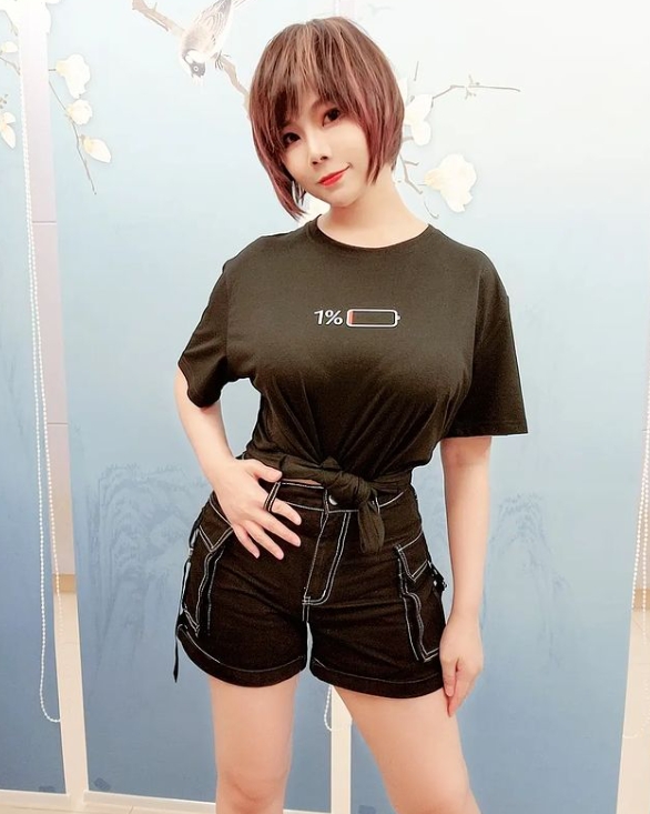 好身材女網紅「無照收錢」教買台股?金管會:請法務部調查