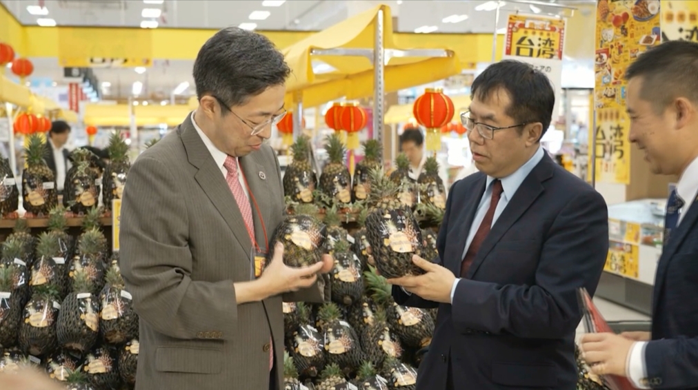 熊本最大購物中心辦台灣展　黃偉哲飛日本合體熊本熊