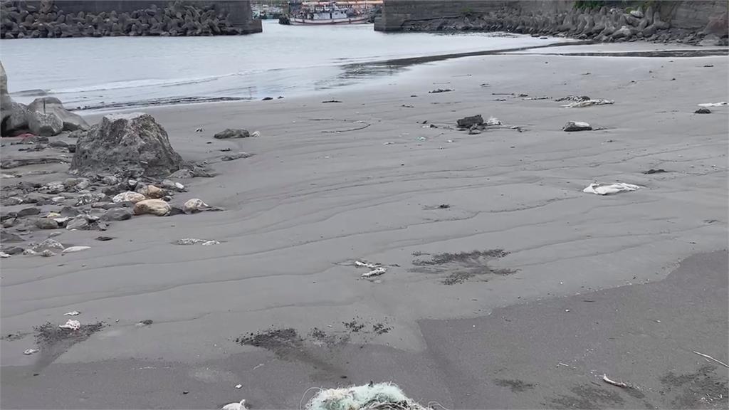 宜蘭梗枋漁港淤積　漁船擱淺難出入港口