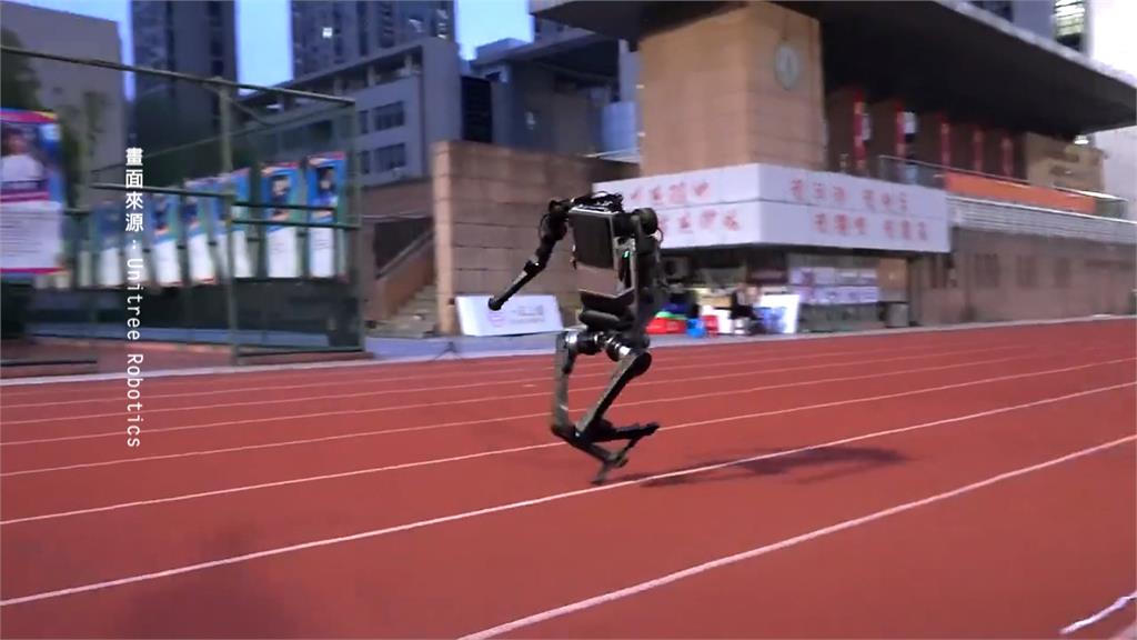北京「機器人半馬」將登場　參賽者練跑跌倒打滾、骨折醜態多