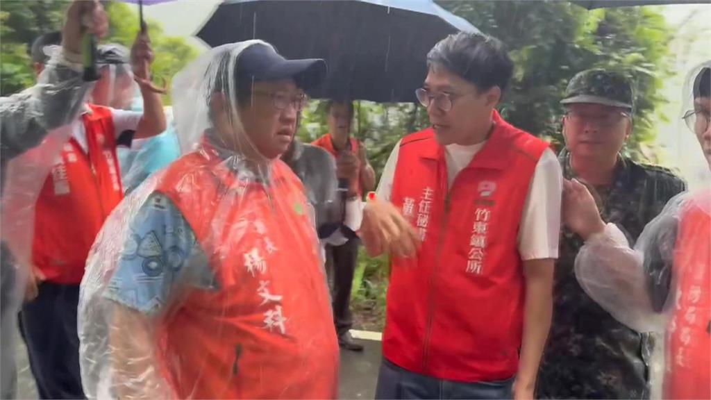 大雨狂炸新竹山區　北埔冷泉路段地面掏空
