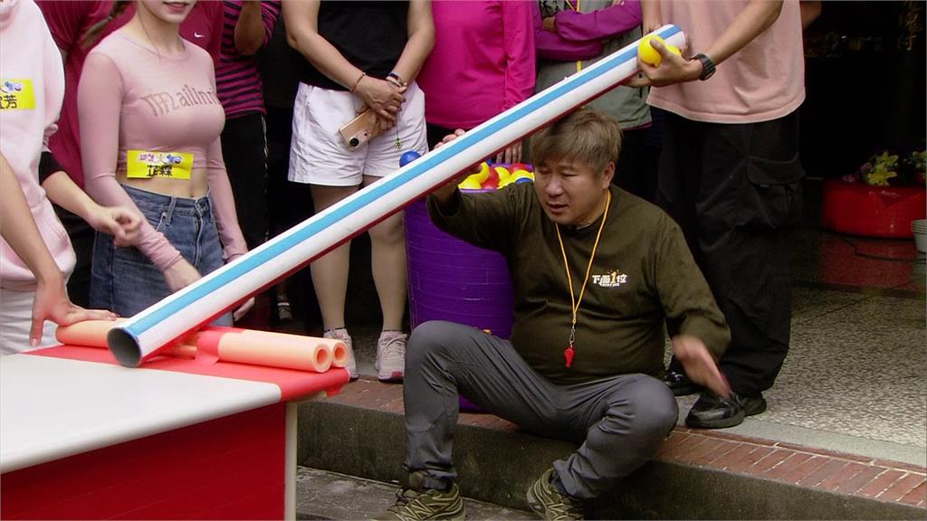 《綜藝大集合》綜藝天王被四位八十歲鄉親阿公下戰帖！離地一公分就落敗