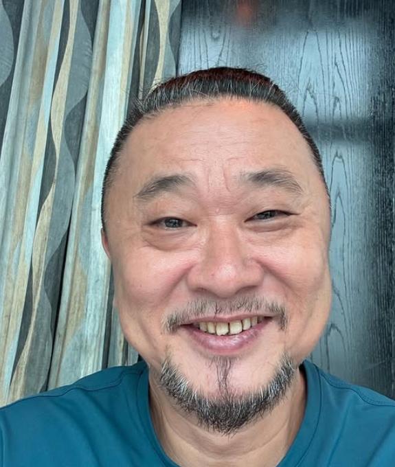 親中藝人轉發央視「慶93閱兵」！演藝圈1大咖「曬國軍戰袍」網狂讚：正港台灣人