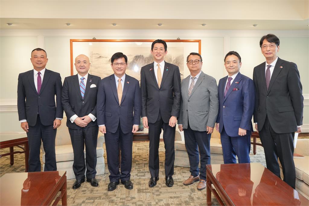 快新聞/接待日眾議員小林鷹之 林佳龍:盼台日共築「民主非紅供應鏈」