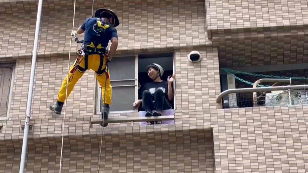 台南安平舉辦防災演練　模擬遇強震住戶疏散逃生