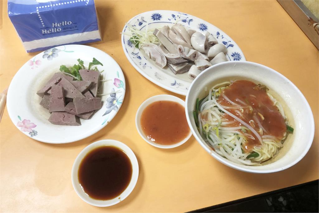 快新聞/防堵非洲豬瘟疫情!豬隻禁運宰令延長 巧之味、賣麵炎仔等名店暫停營業