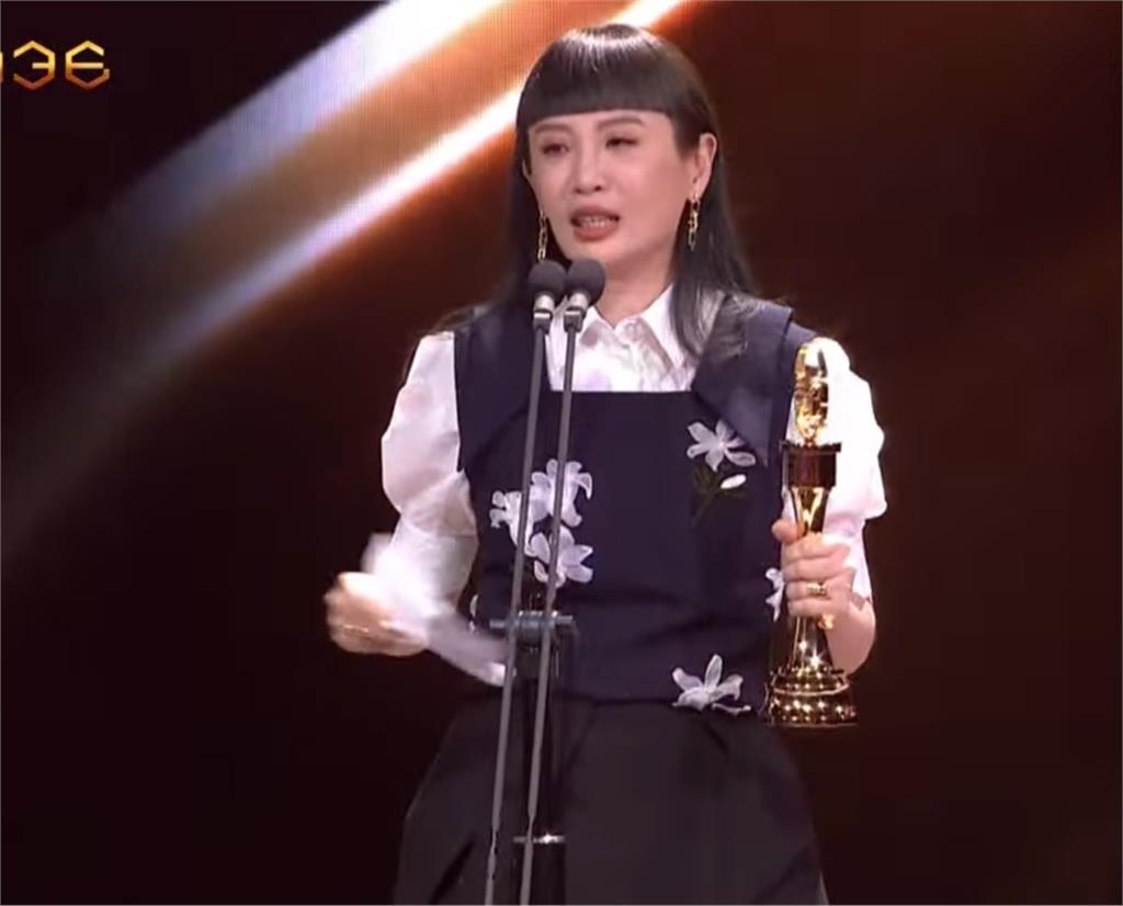 金曲36不斷更新/金曲歌后出爐!魏如萱上場嗨喊:我好棒