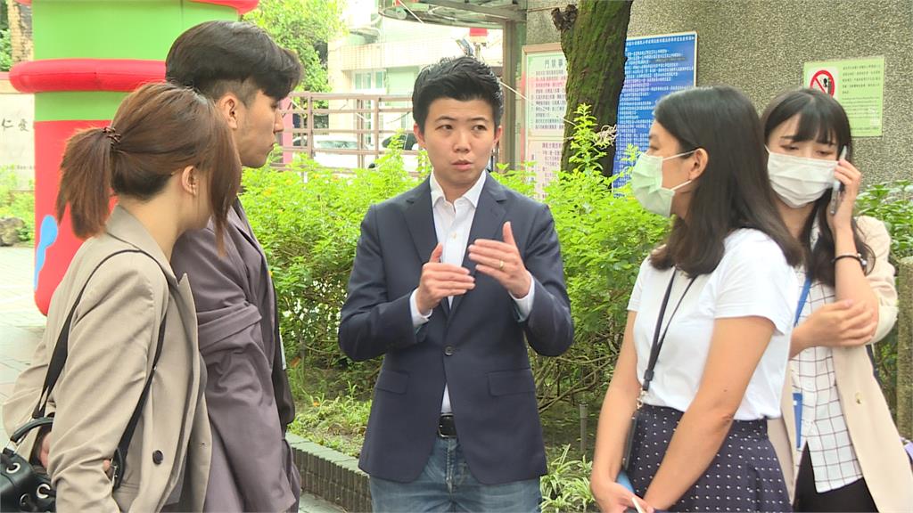 金溥聰怒批「安全選區還搞把戲」 羅智強8字回應
