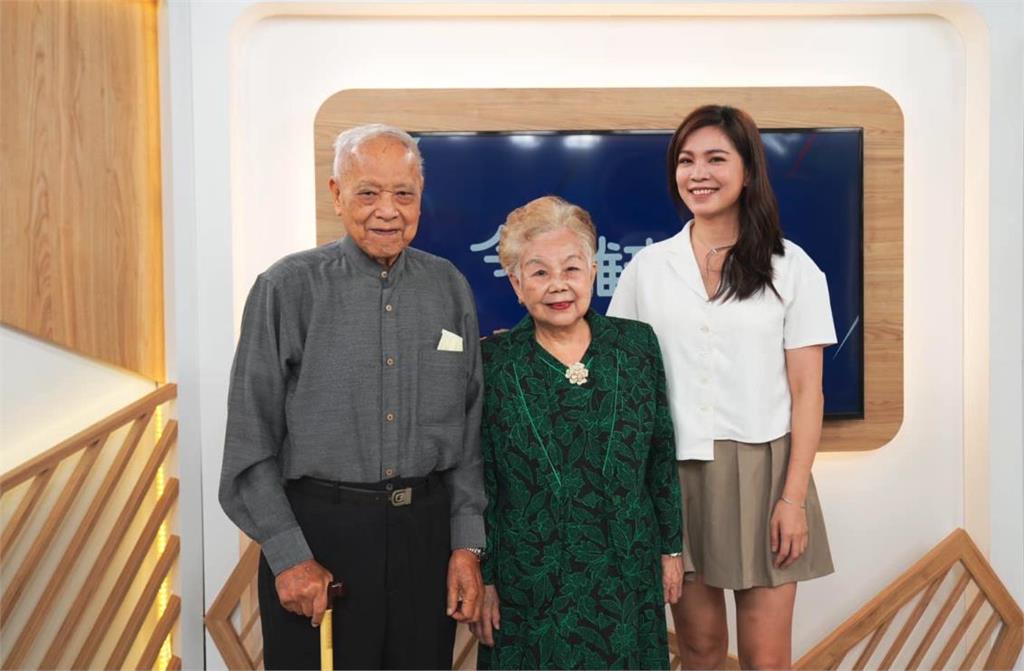 阿北沒見到最後一面…94歲柯爸病逝!與柯媽「鏡頭外互動」曝光