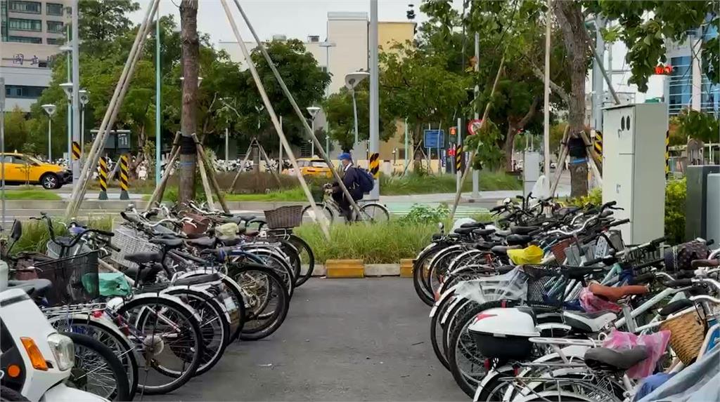 "免費"自行車停放區遭長期占位 宜縣府公告:一個月銷毀