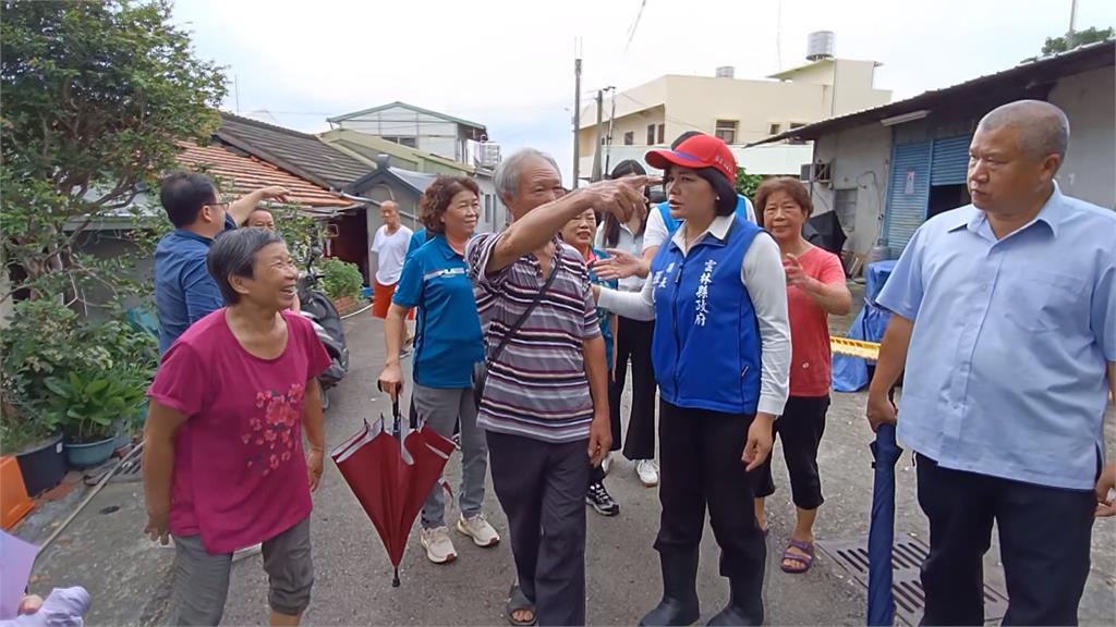 雲林林內鄉民宅三分之二滑落邊坡　隔壁鄰居嚇到連夜搬走