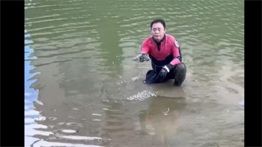 男友幫女友出氣用槍托攻擊前男友　槍丟金龍湖撈到了