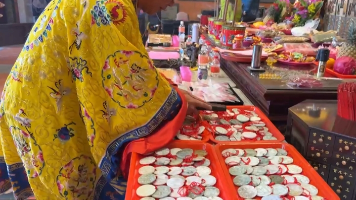 斗六最狂點燈送翡翠福牌　各大宮廟點燈湧現人潮