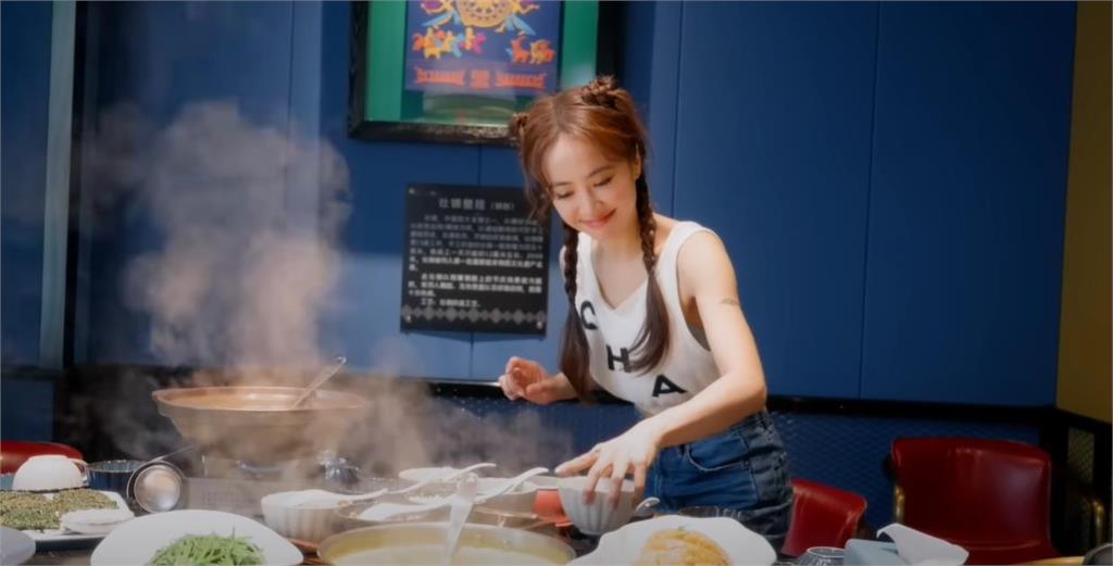 蔡依林化身絕美「壯族網紅」！嬌羞模樣曝光讓網暴動：想娶妳
