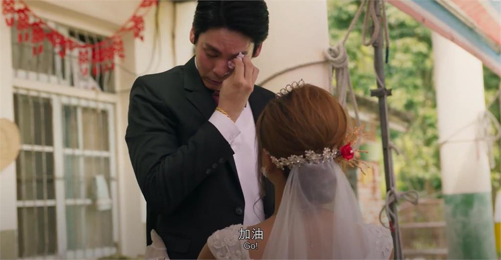 林柏宏「婚禮突感性」自曝坎坷家庭史 劉品言淚流不止