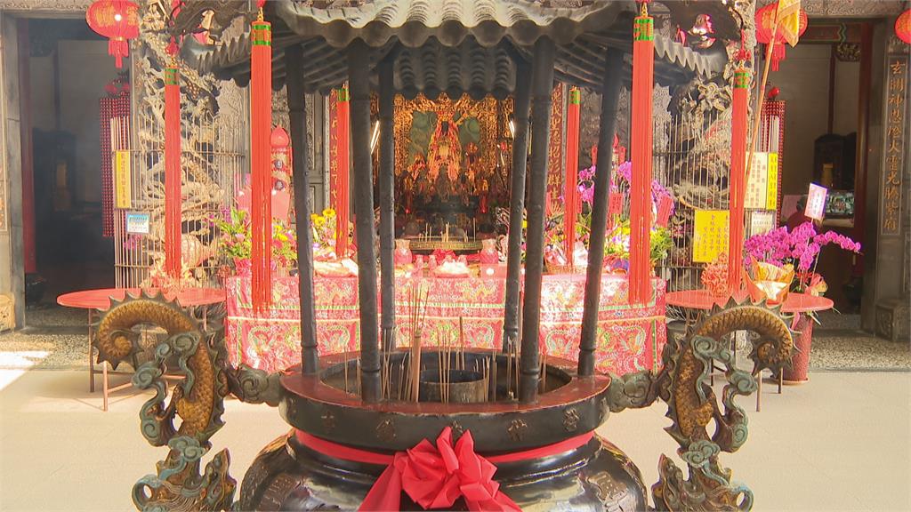 台南四面佛遭有心人「倒插香柱」！命理專家揭「挑釁神明」下場：一定會很慘