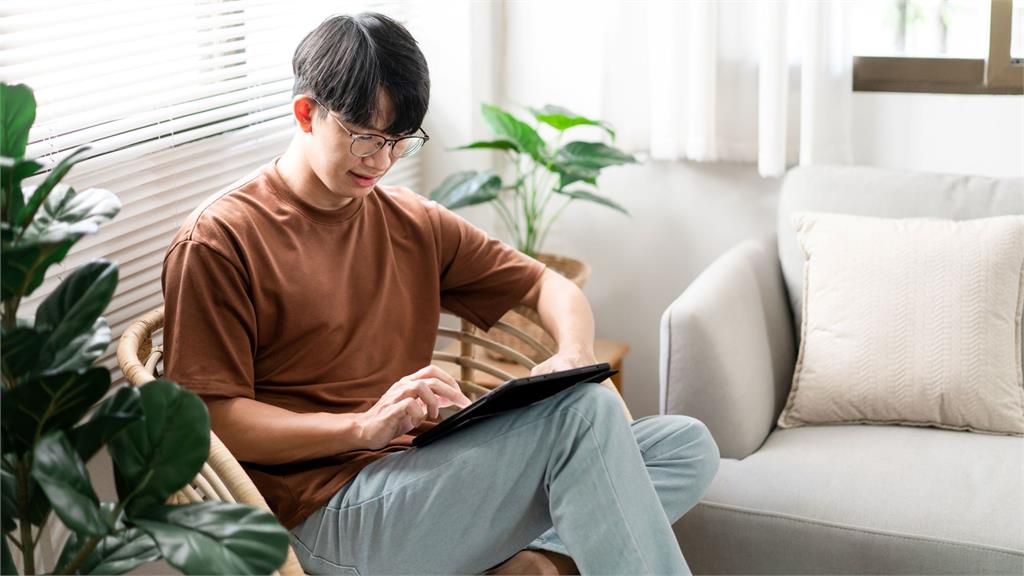 有神快拜！ Hami書城揭露年度最狂閱讀大神　一年有 160 天都在讀書