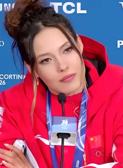 快新聞／華裔冬奧對比！劉美賢為美國奪花滑金牌狂喜　谷愛凌替中國取兩銀引爭議