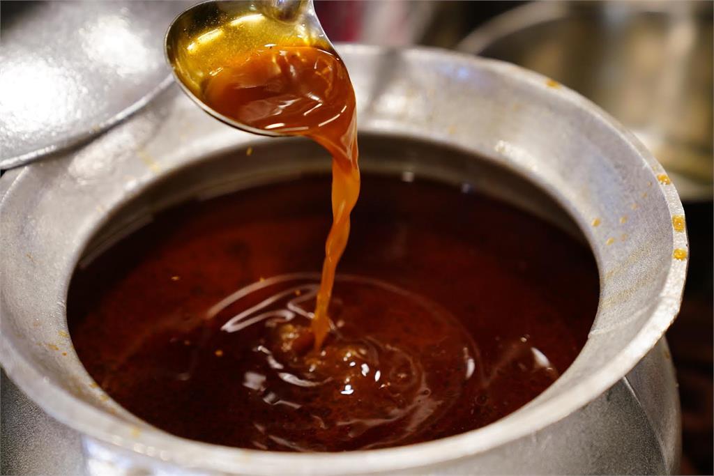 台中發跡滷味逆襲全台!秘醬靠「時間差+乾麵」打出冷滷王者級口碑