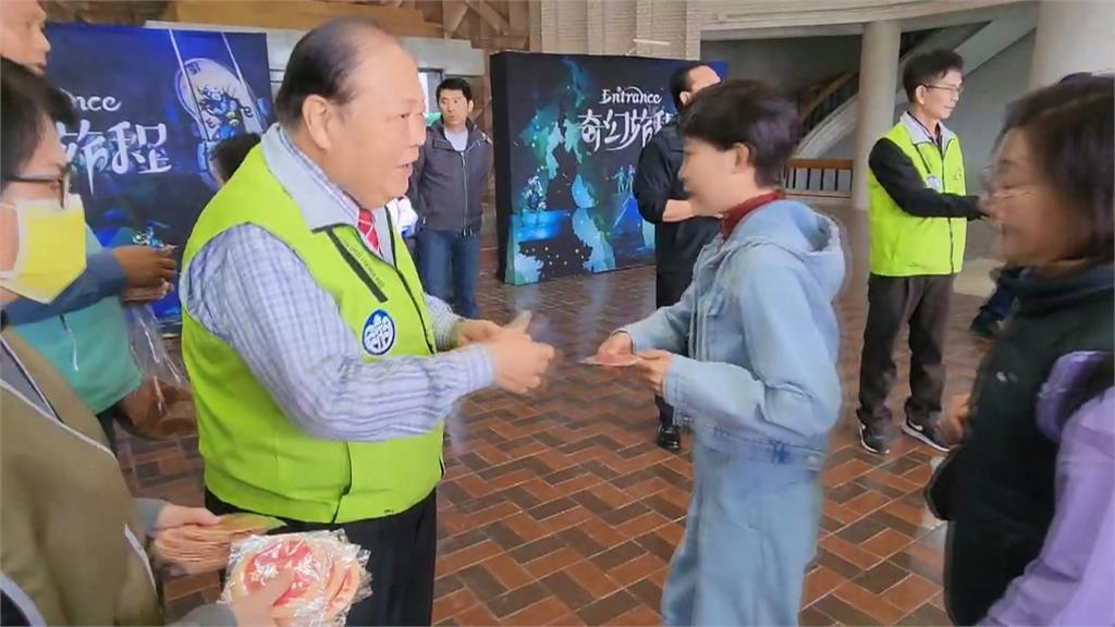 澎湖縣長陳光復「摔倒昏迷」 緊急動刀未來一週關鍵期