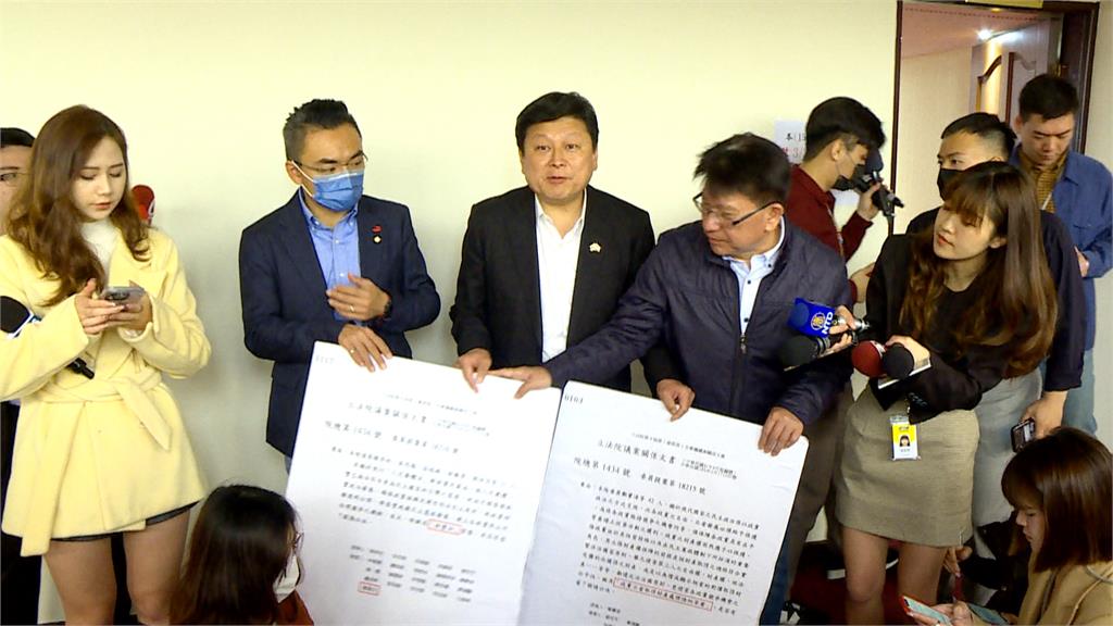 王育敏辭兒盟董事喊監督社安網 綠委轟:哪有被告轉法官