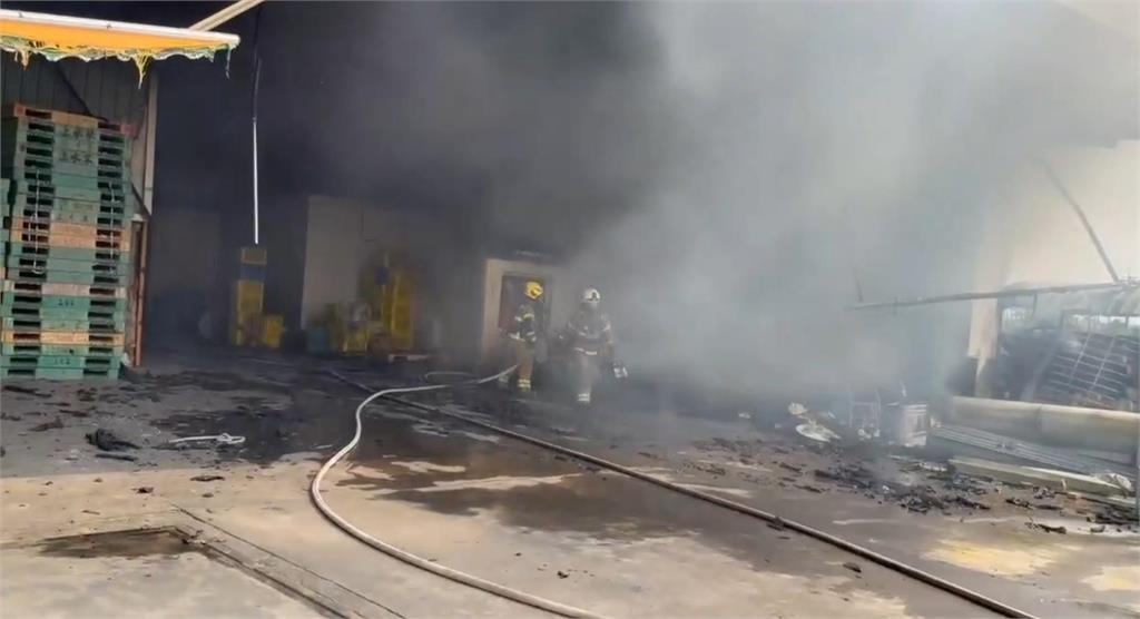 快新聞/台南後壁碾米廠火警!1人受困