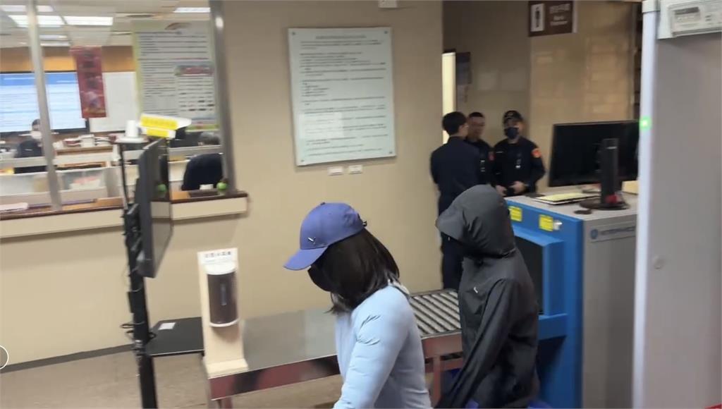 疑遭女密友「三投老鼠藥險死」　澳洲男Alex首跨海出庭