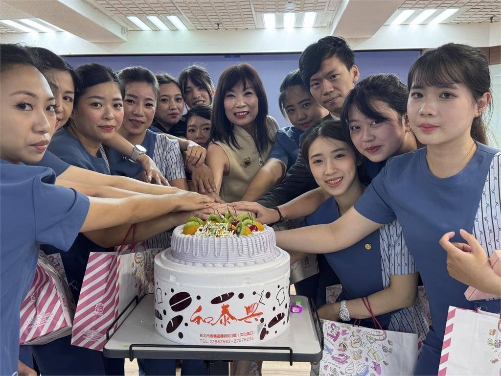 19歲美容師到企業副總!她用一輩子的熱情「翻轉」平凡女性命運