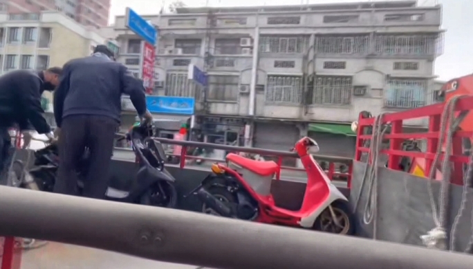 雲林馬路當賽道騎車競速　兩騎士查扣機車以公共危險法辦