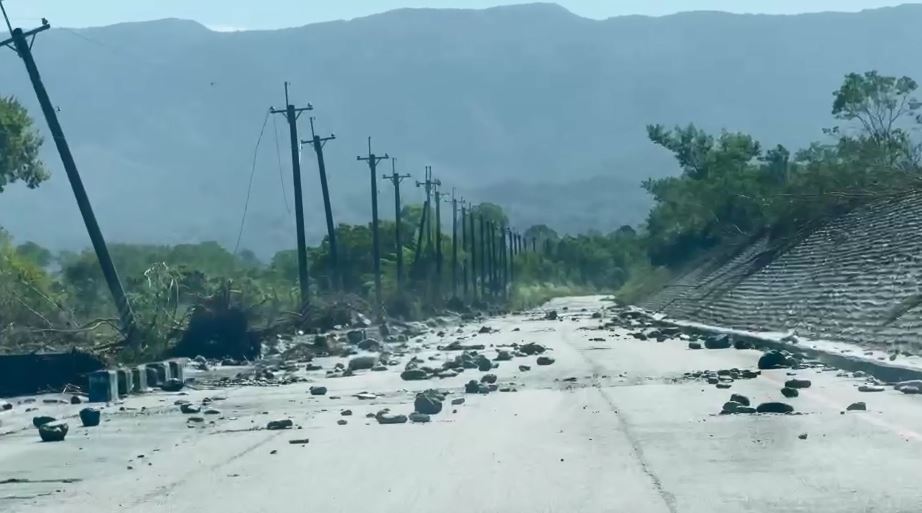 花蓮鳳林堤頂也溢流？　居民目擊防汛道路水溢流出