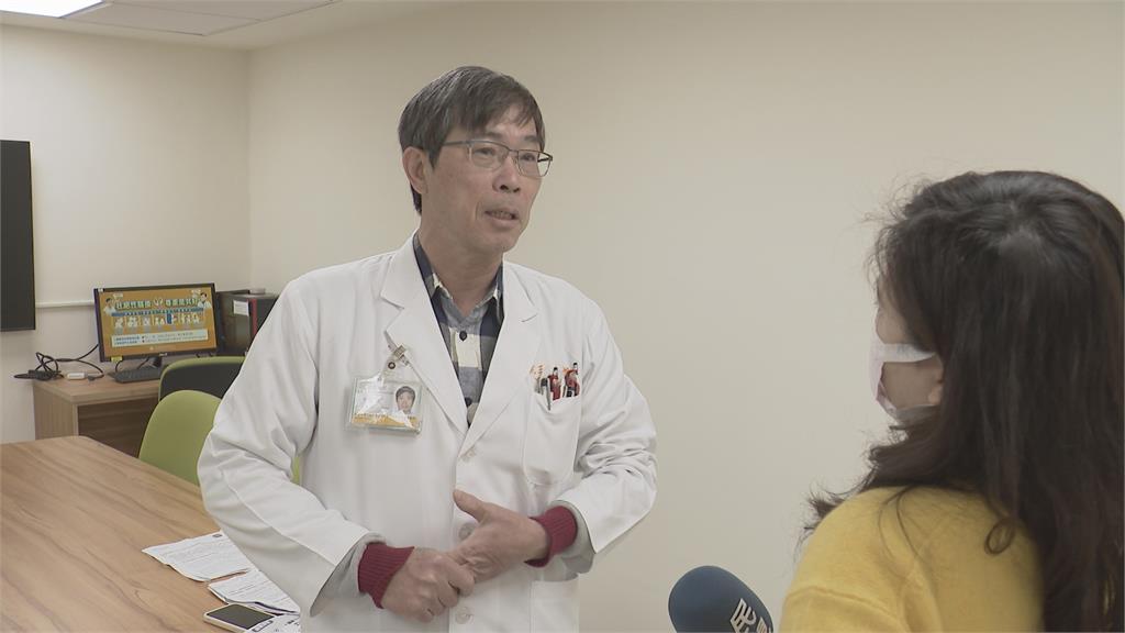 逾50歲易得帶狀疱疹 80歲以上3人就有1人 皮蛇纏身超痛苦 感染科專家自曝:一家四口都得過