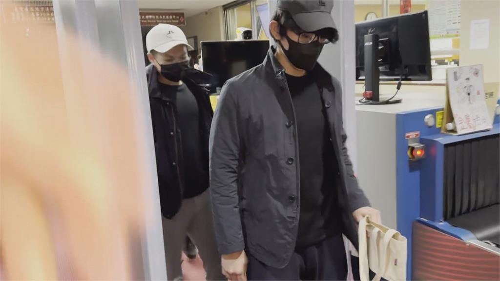 快新聞／鄭亦麟認罪300萬交保「須科技監控」凌晨步出法院反應曝