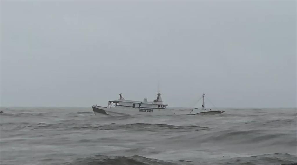 快新聞／豪雨炸半個台灣！南部雨勢驚人　16縣市嚴防豪大雨