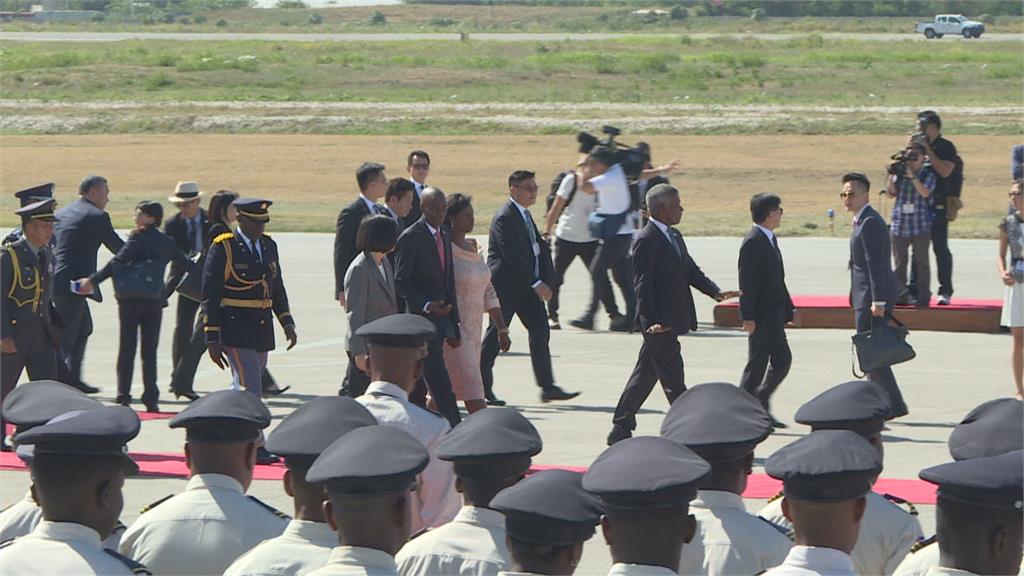 海地總統遭刺亡「政情長年動盪」　蔡英文出訪因維安只停4.5小時