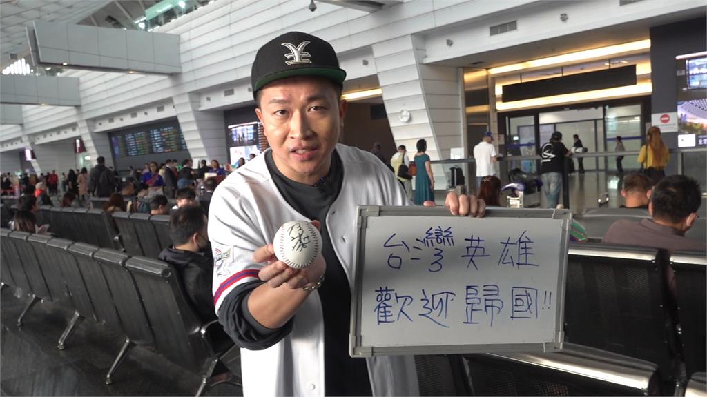 張立東變心啦啦隊女神迎台灣隊!被「台灣隊長」陳傑憲熱情擁抱秒腿軟