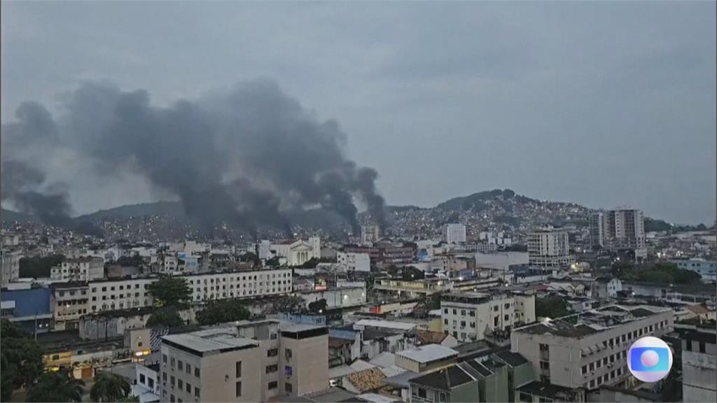 打擊里約最大惡勢力「紅色指揮部」！　巴西派2500名警力　逾60名嫌犯死亡死、4警殉職