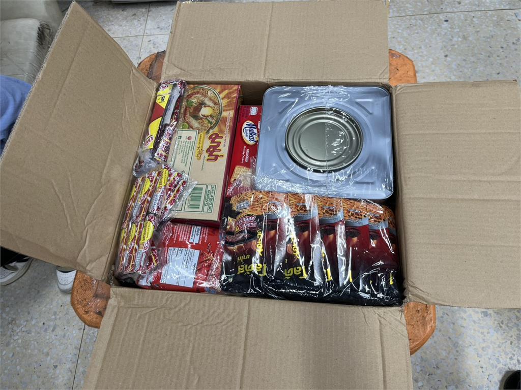 泰國空運餅乾盒藏價值百萬大麻花 2收貨越南移工落網
