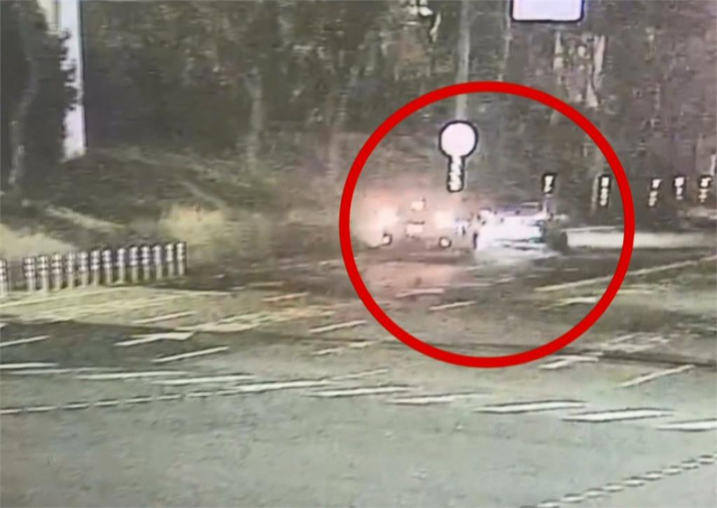 高雄離奇車禍！　男子突倒匝道　「遭3車輾」當場身亡1駕駛肇逃