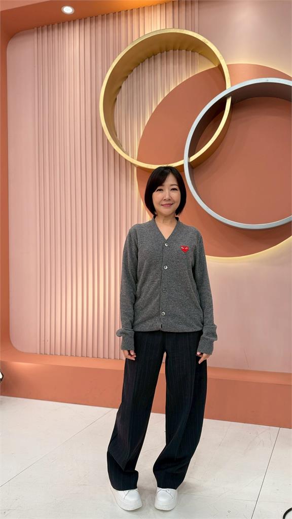 歌手王茉聿被詐騙數百萬!為養家挺七個月肚夜店熱舞賺小費