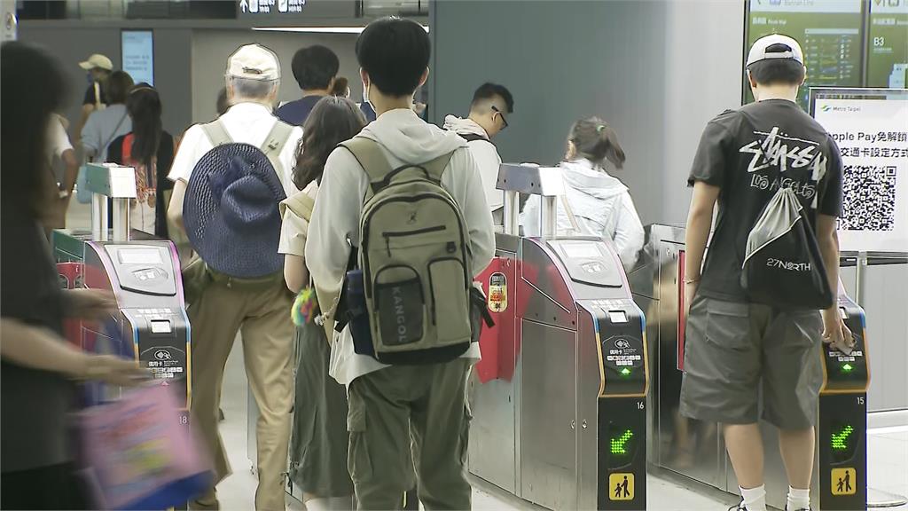北捷無卡化！Apple　Pay感應進站首日　3小時使用人數破5千