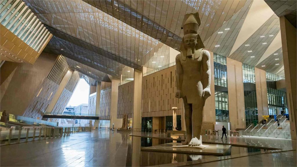 埃及旅遊「被推向戰火前線」？他「怒控業者」網不挺：要在那停半個月嗎？