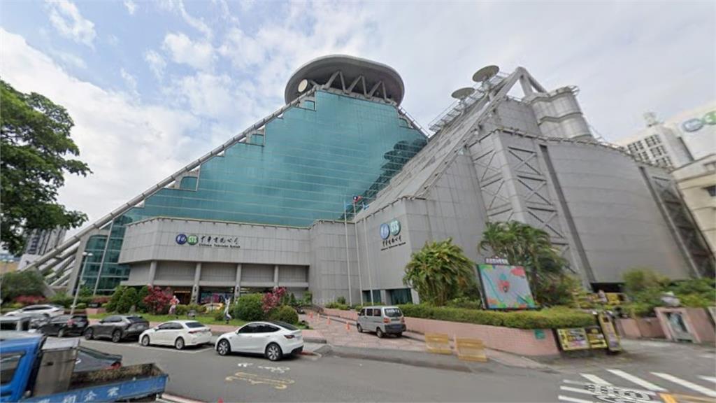 華視女主播「打哈欠」被播出!網傻眼「導播弄她嗎」本人急澄清揭真相