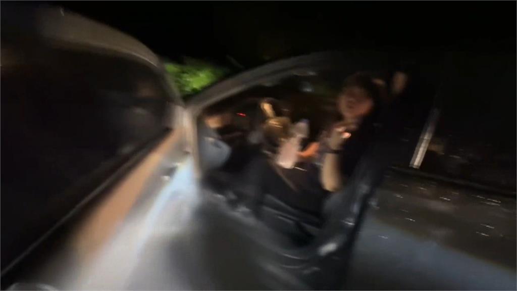 堰塞湖溢流！　全聯遭淹沒6人受困　馬太鞍溪橋慘遭沖毀