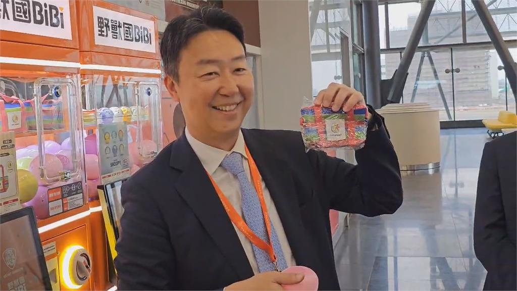 交長陳世凱視察第三航廈北廊廳! 喊話大家多給意見