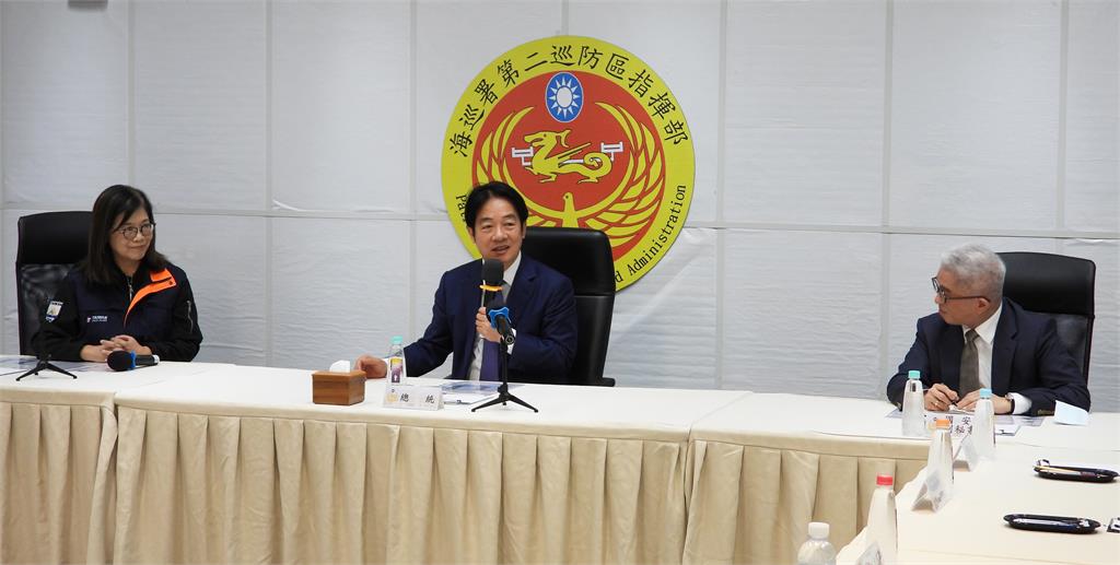 阻中國灰色地帶侵擾 賴總統端午前夕勗勉海巡人員