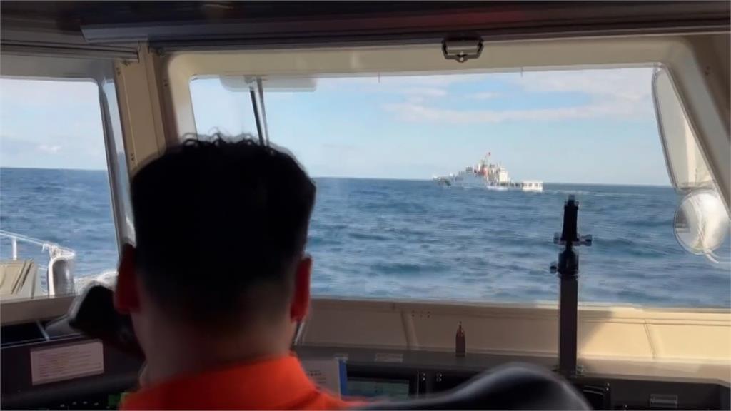 海巡「中英文」廣播驅離中國海警船　大批網友讚翻