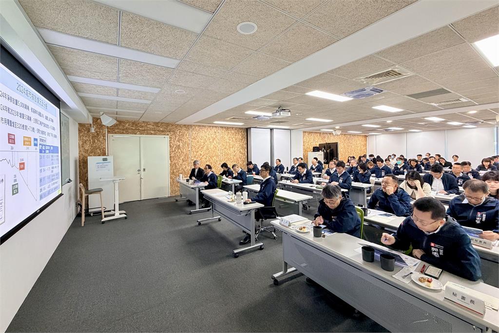 快新聞／恐湧入20萬人潮！高雄跨年夜37鏡頭緊盯　陳其邁下令：最高等級全力應變