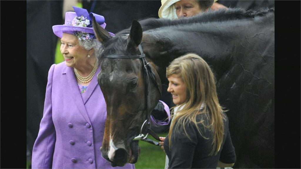 25歲登基70年！英女王帶領英國走過風雨興衰