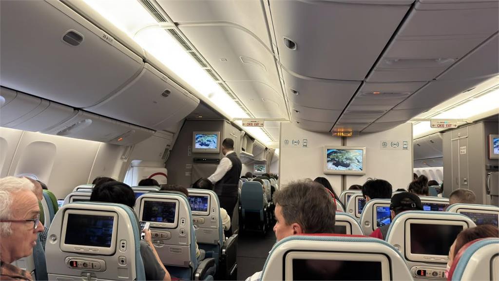 突遇"航班取消"! 赴希臘旅遊13天變15天 旅客:不便險必買