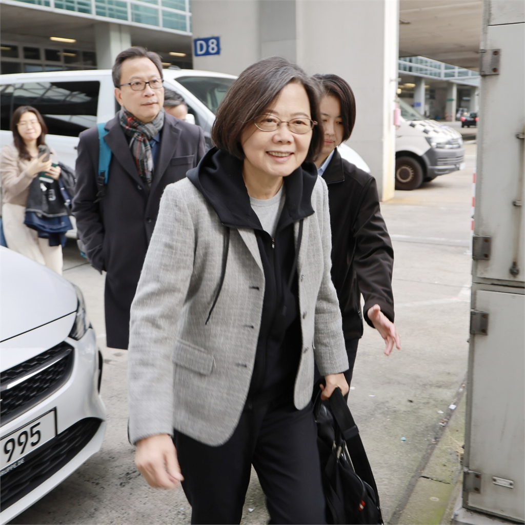 蔡英文不認愚人節宣布「今天是國際香菜日」！吸2.7萬人朝聖：以為又要選總統